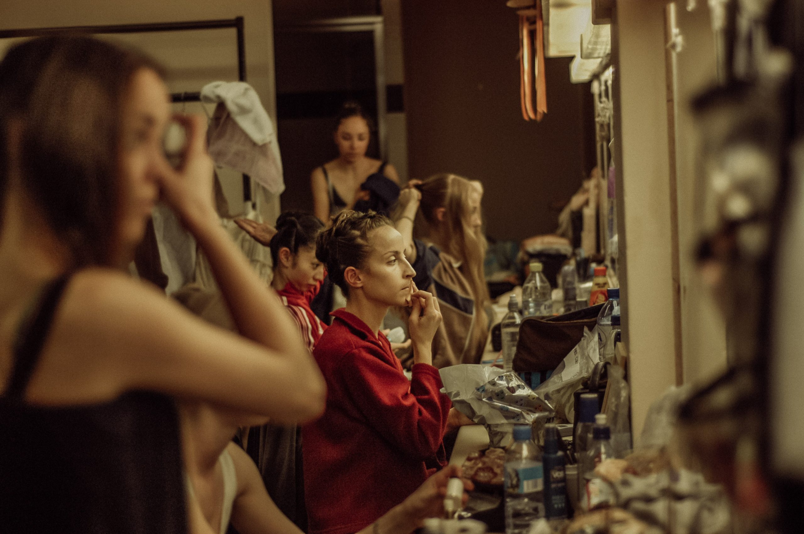 English National Ballet backstage reportage photography by Sophie Laslett – The Sleeping Beauty rehearsal for The Times.