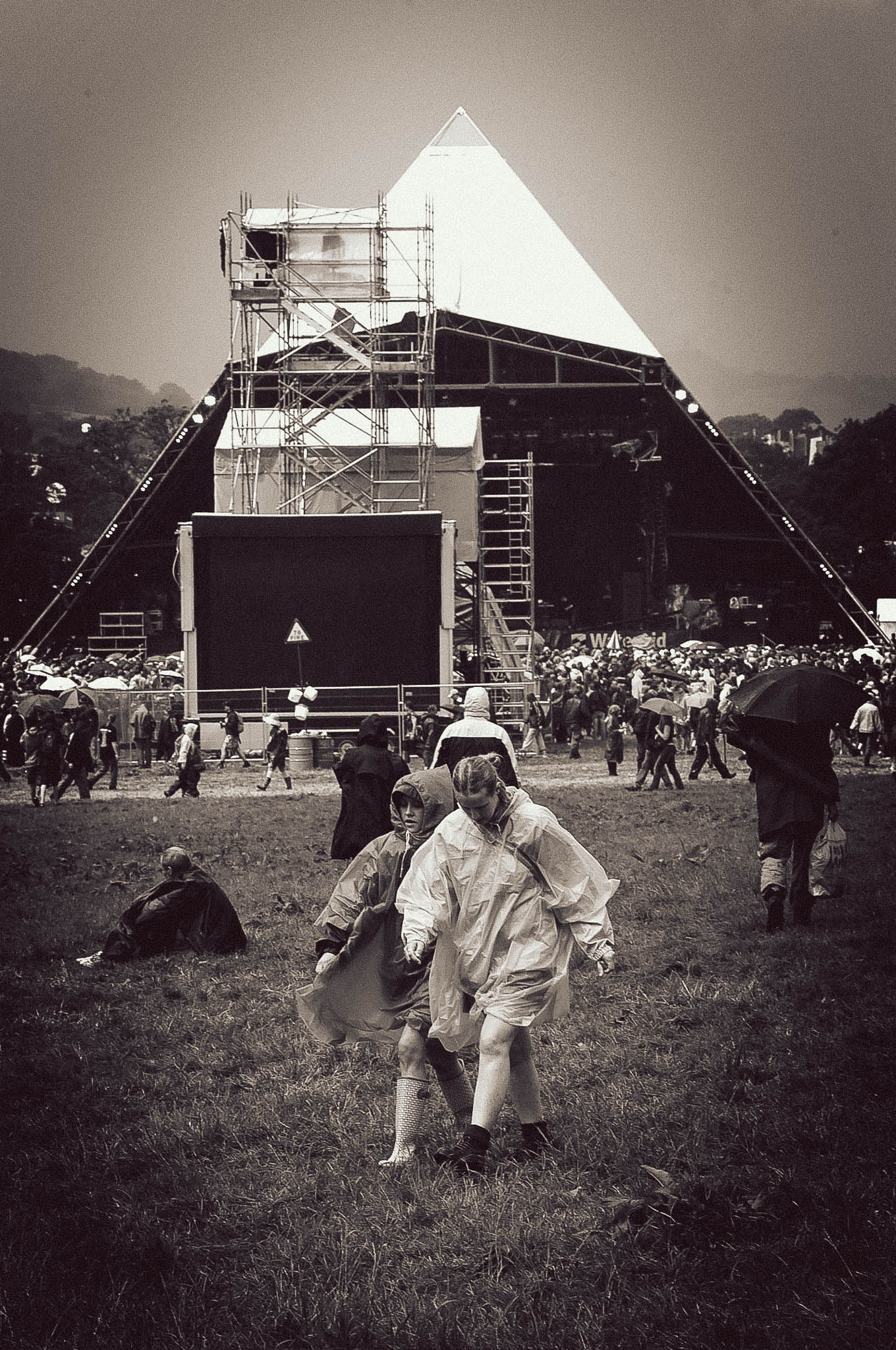 Thunderstorms and torrential rain flood Glastonbury Festival