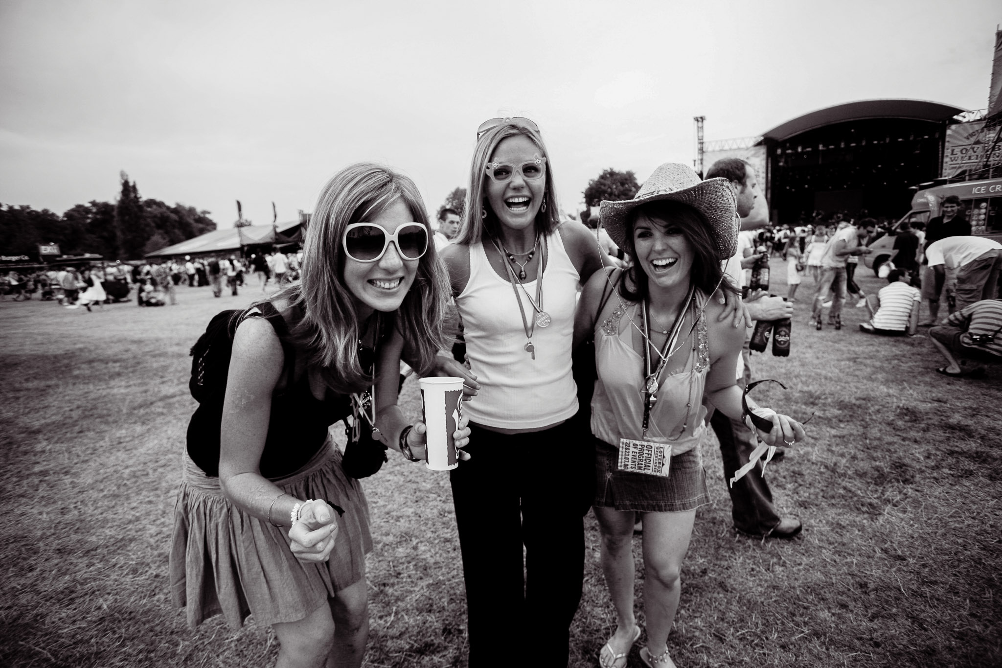 Documentary festival photography in London, Lovebox 2006 archive by Sophie Laslett.