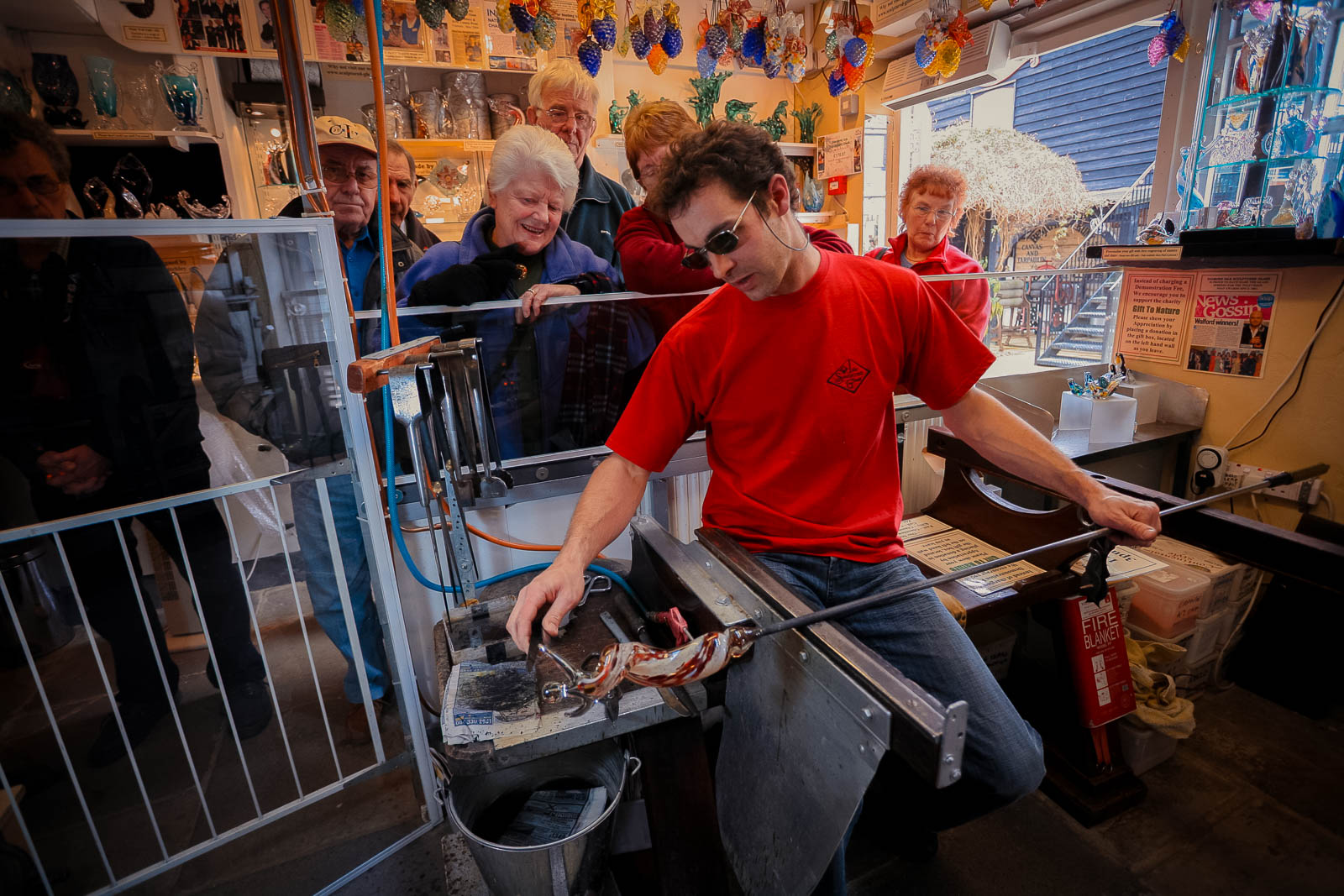 Arreton Barns Craft Village - Aritst Paul Critchley, Isle Sculptured Glass