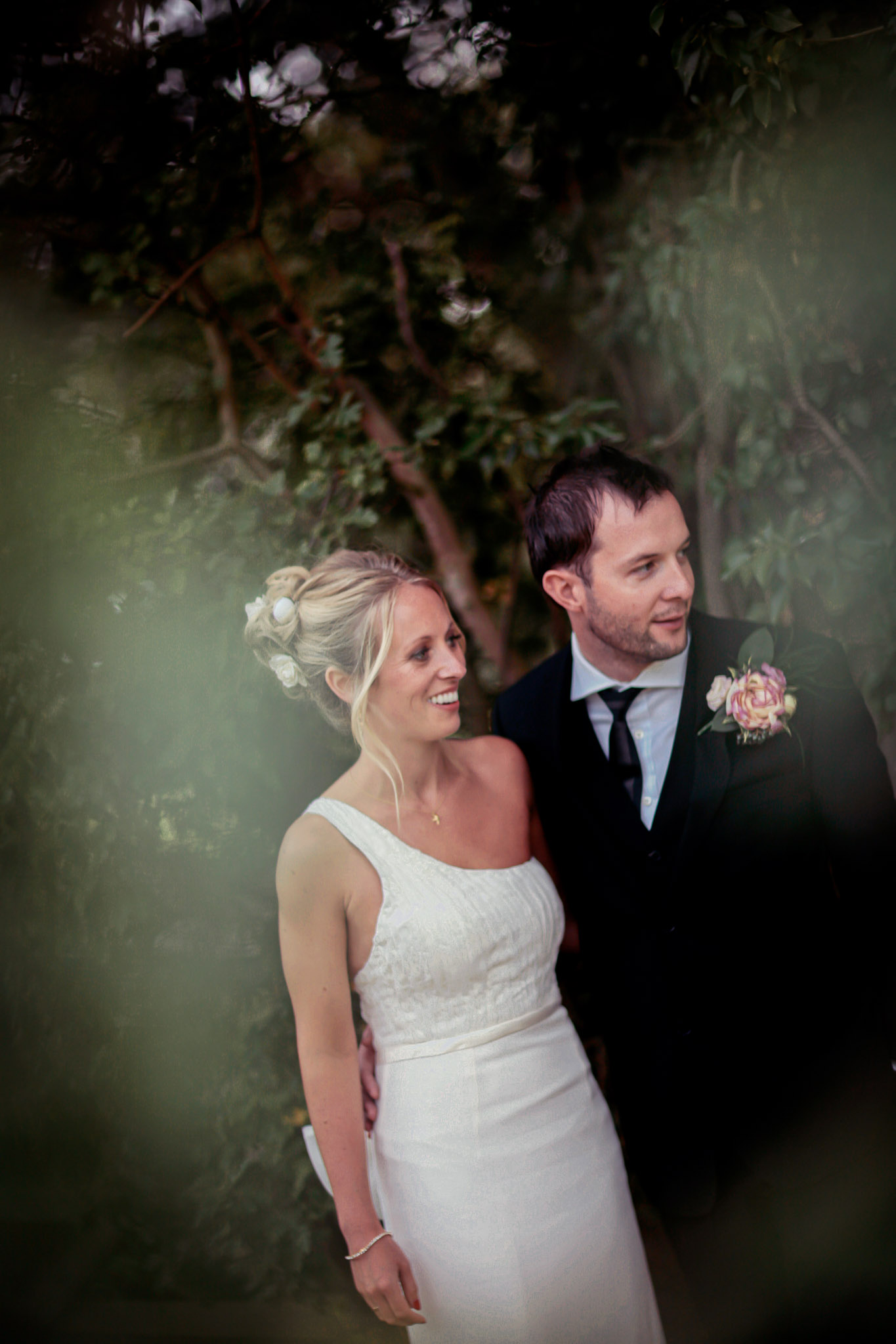 Candid reportage wedding photography in Yorkshire by Sophie Laslett capturing natural moments.