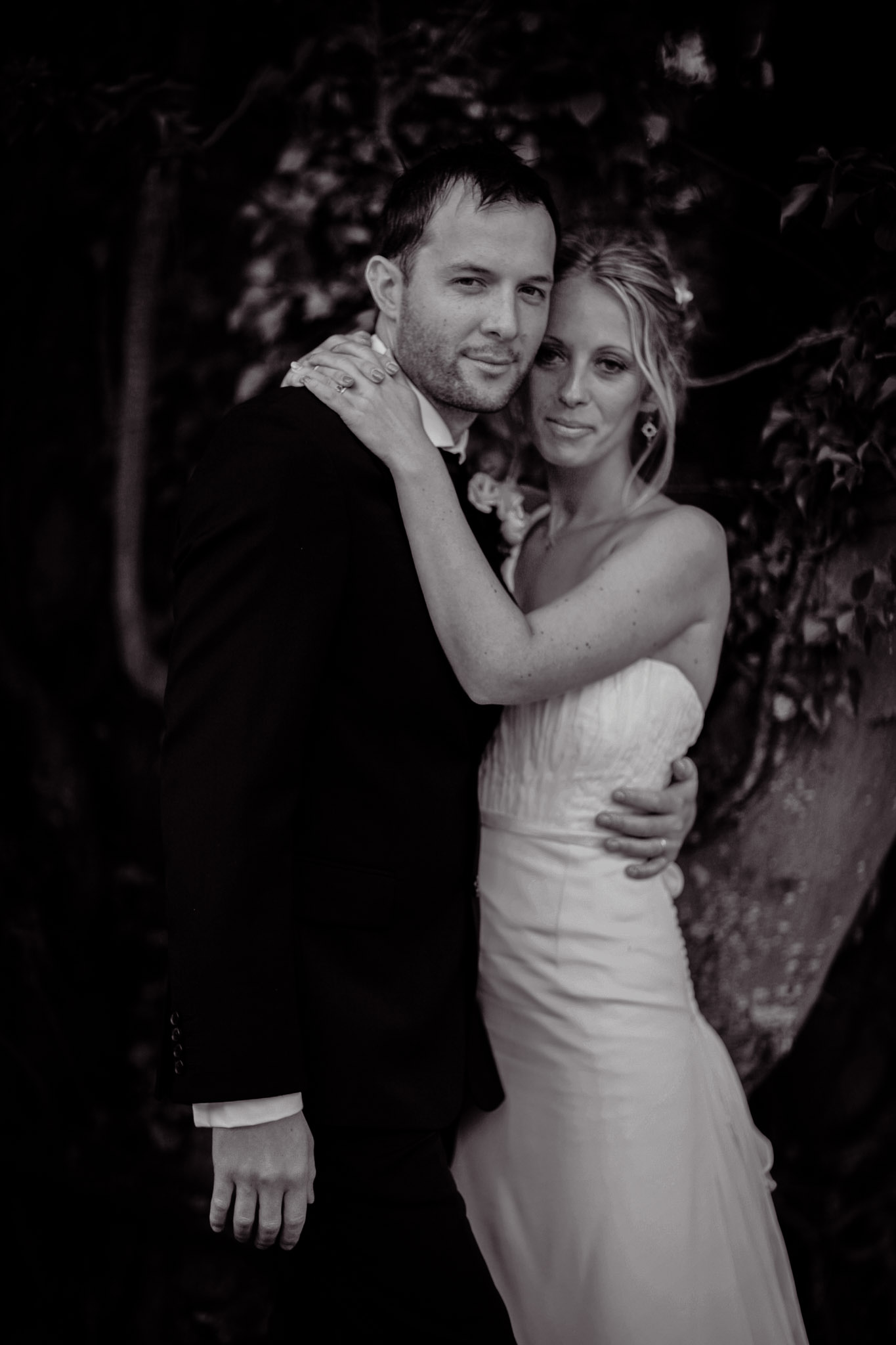 Candid reportage wedding photography in Yorkshire by Sophie Laslett capturing natural moments.