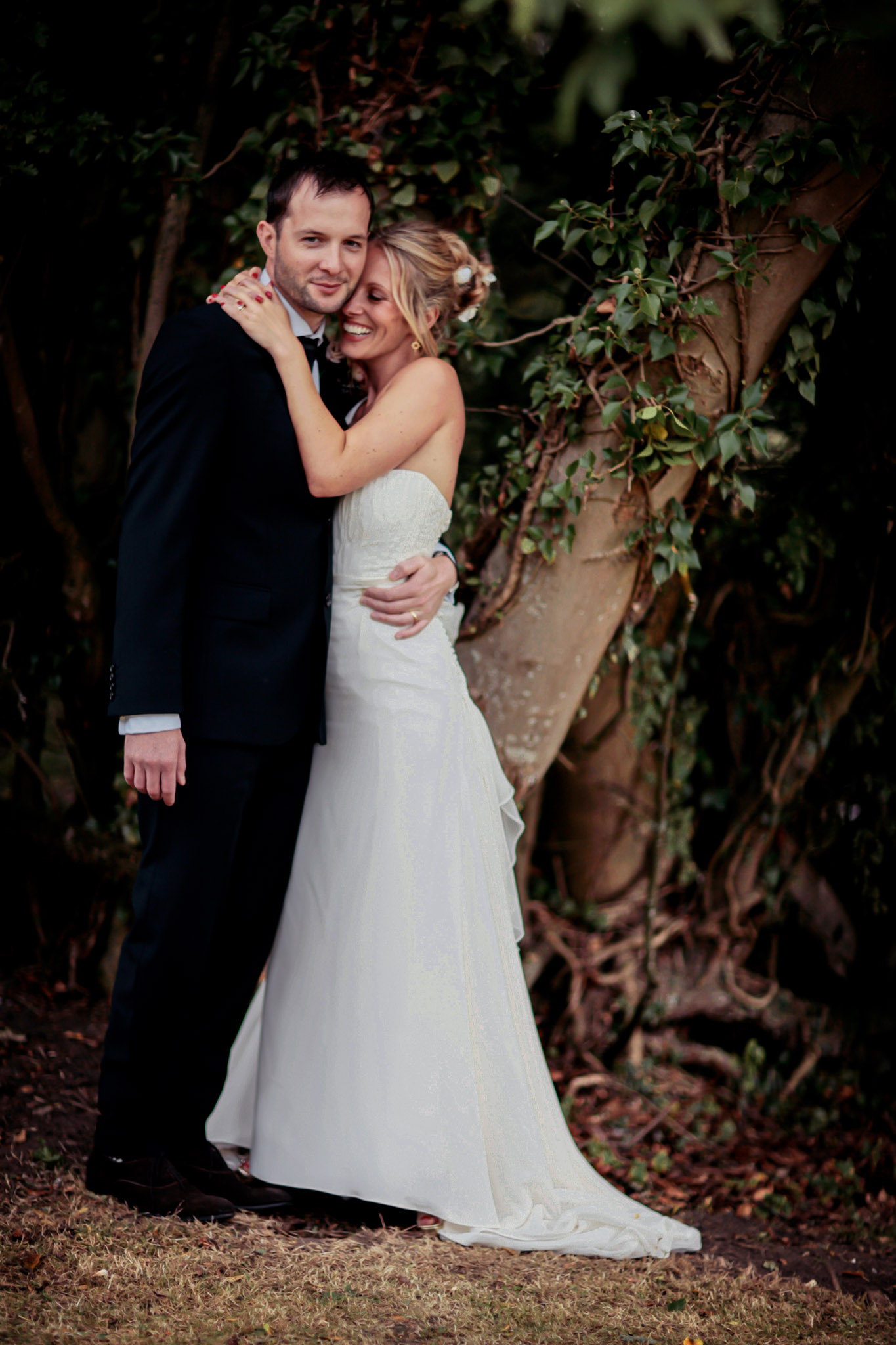 Candid reportage wedding photography in Yorkshire by Sophie Laslett capturing natural moments.