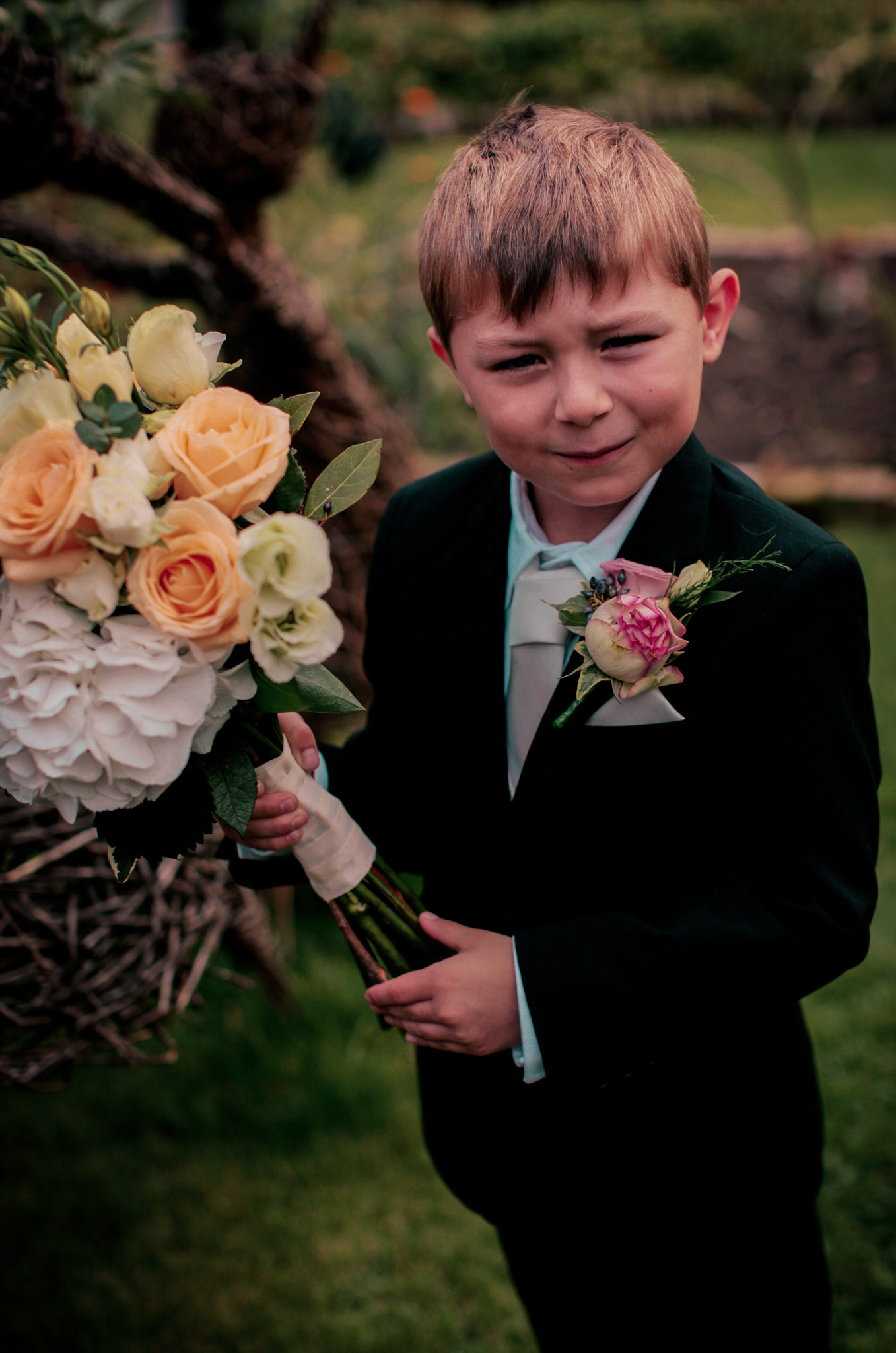 Candid reportage wedding photography in Yorkshire by Sophie Laslett capturing natural moments.