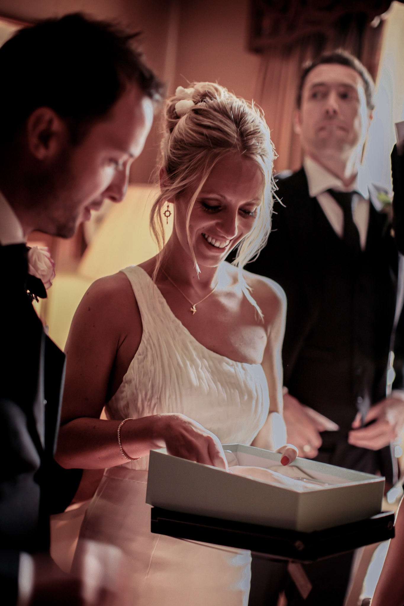 Candid reportage wedding photography in Yorkshire by Sophie Laslett capturing natural moments.