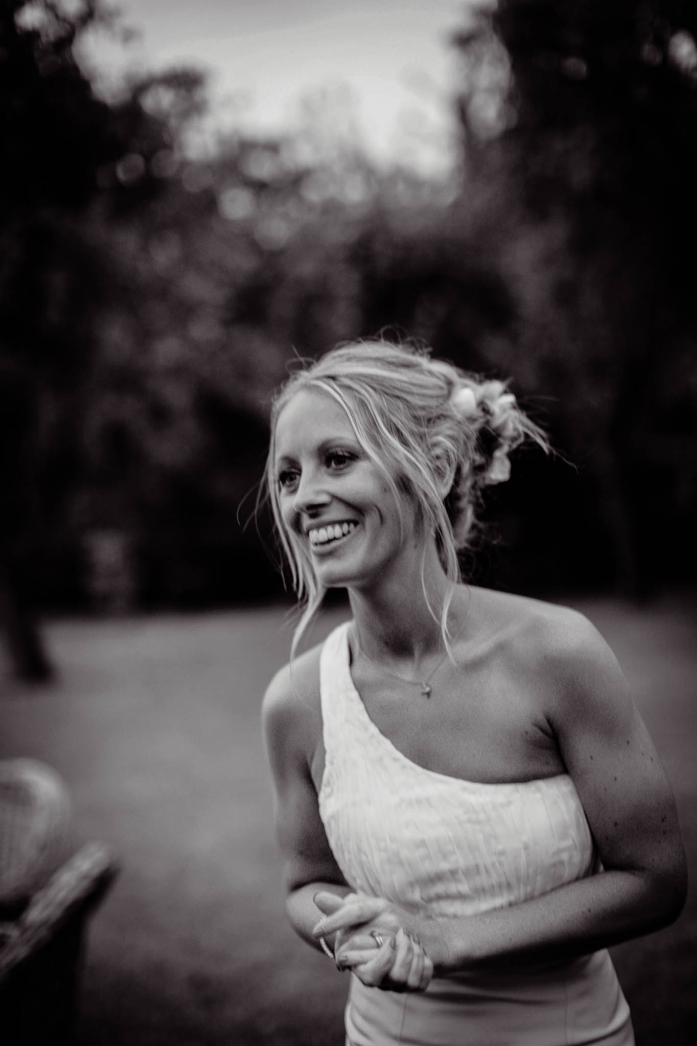 Candid reportage wedding photography in Yorkshire by Sophie Laslett capturing natural moments.