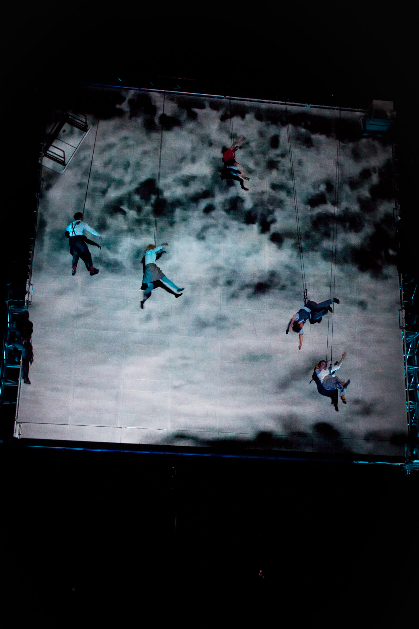 Wired Aerial Theatre performing at the Norfolk & Norwich Festival, professional event photography in Norwich by Sophie Laslett.