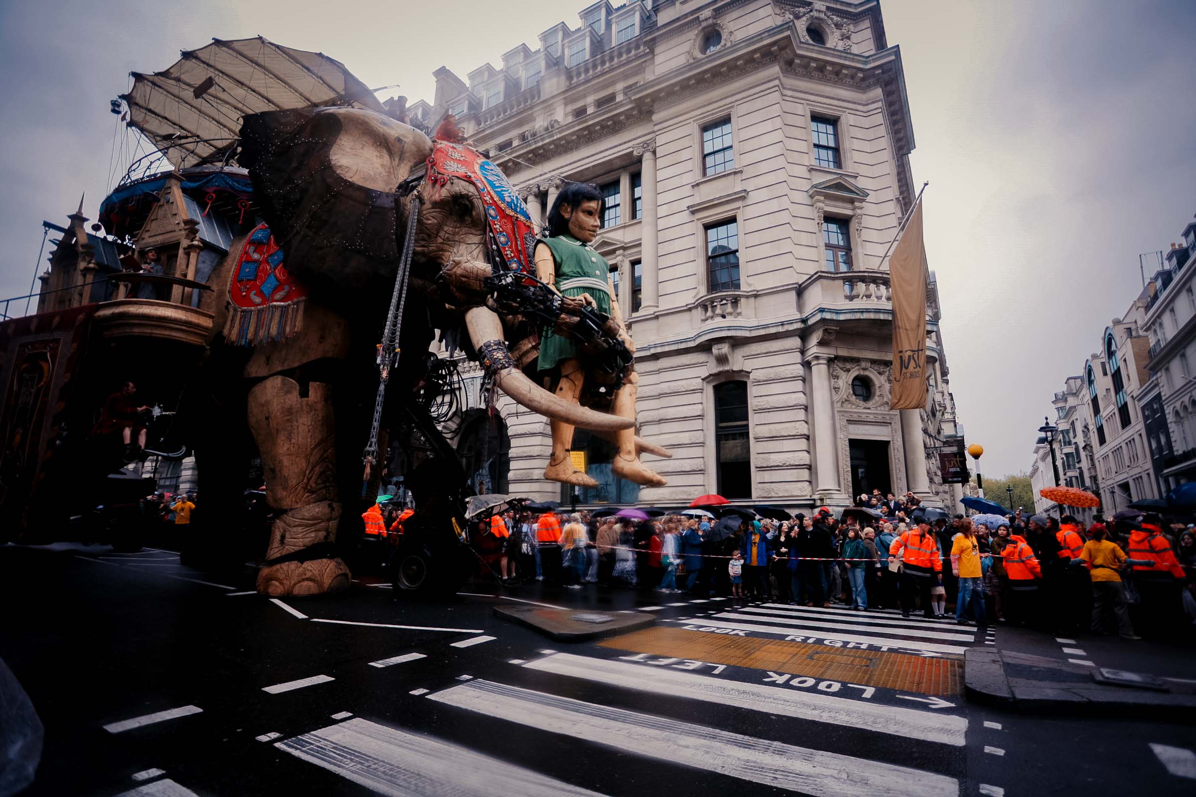 The Sultan's Elephant street theatre event in London